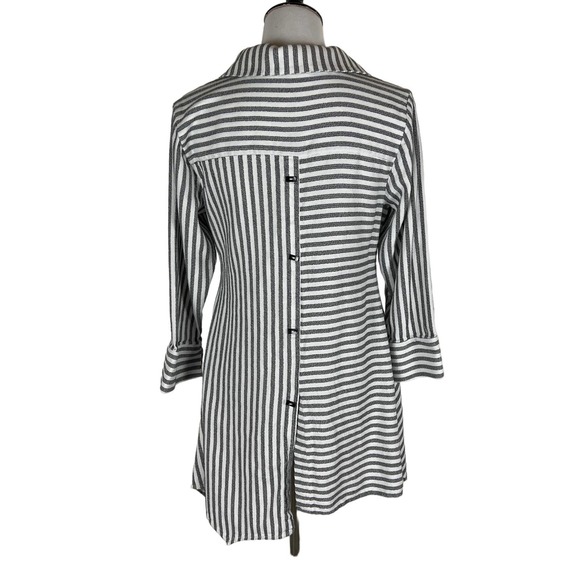 Soft Surroundings Standout Asymmetrical Tunic Top, Small - Picture 4 of 6